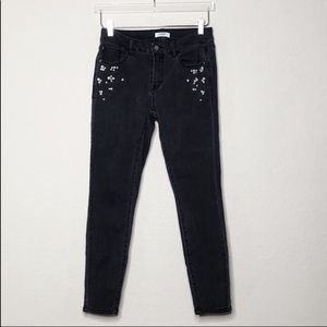 Kensie Pearl Embellished Jeans